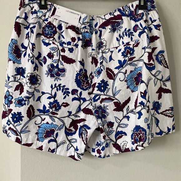 Liz Claiborne Mid Rise Pleated Short - Picture 7 of 7